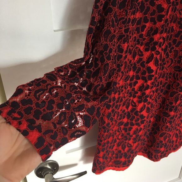 Lace red and navy top - Picture 9 of 10